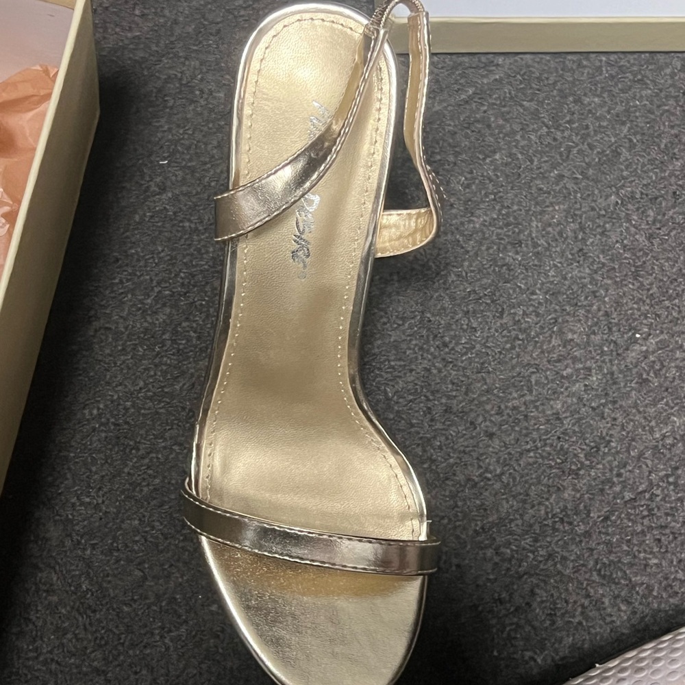 Barely Gold Round Toe Slingback Stiletto Heels